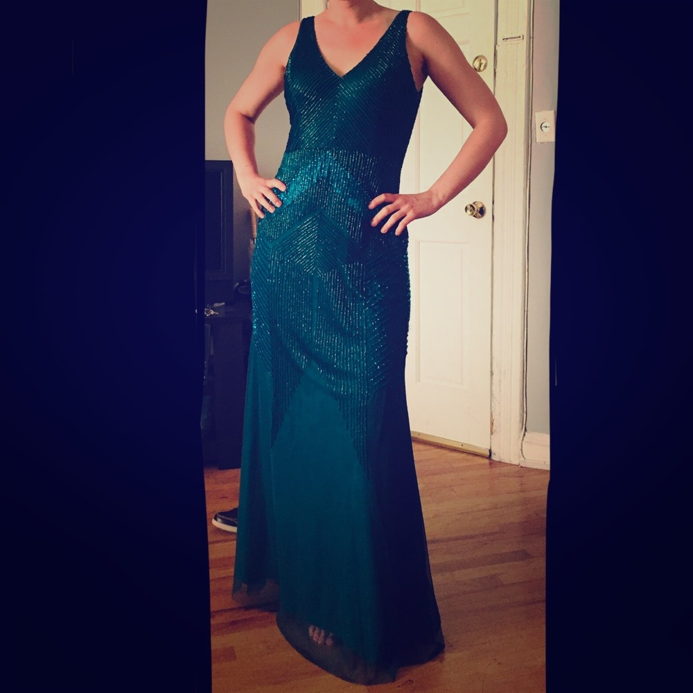 Adrianna Papell emerald beaded evening gown size 8